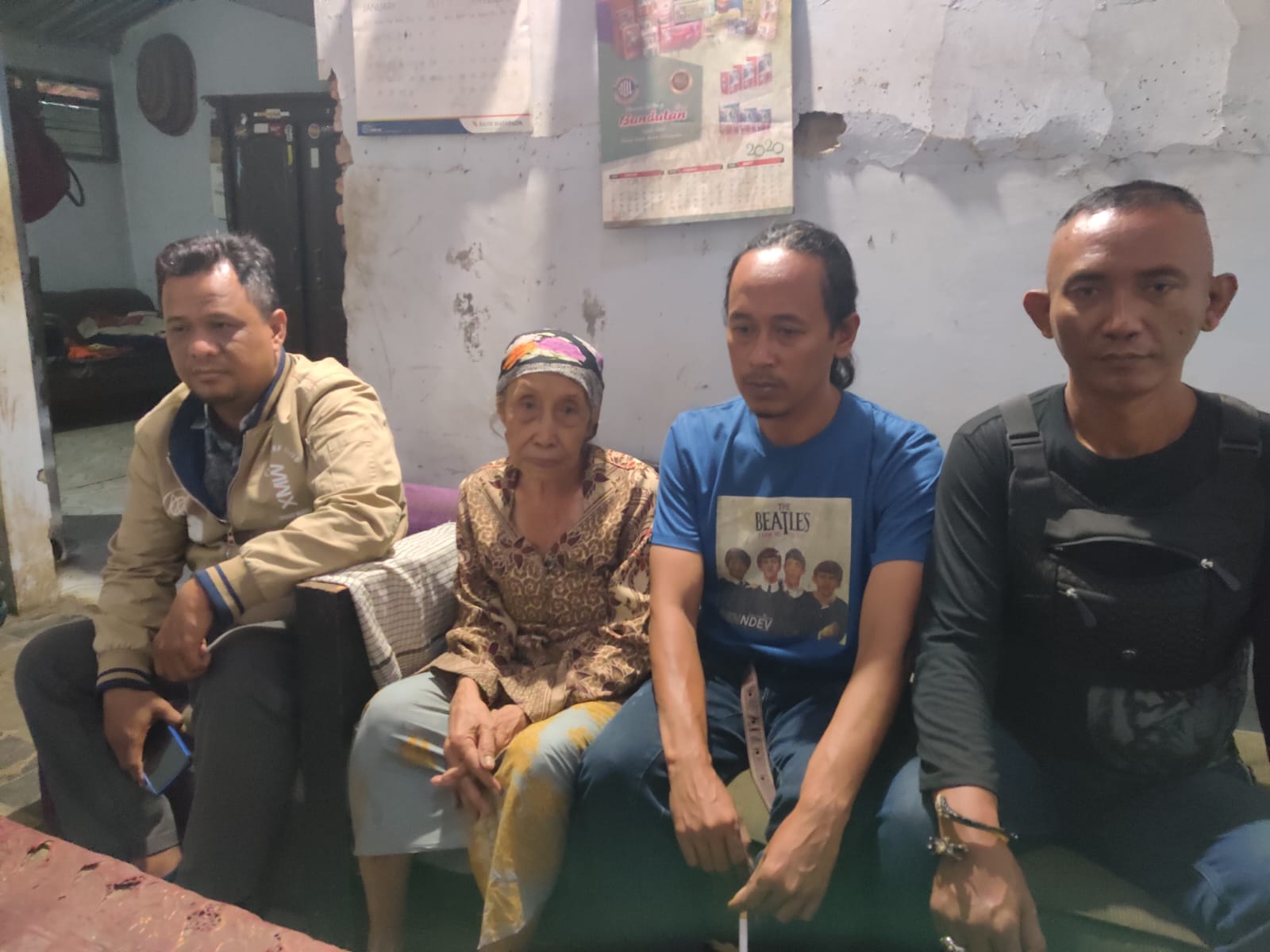 Cerita Lansia Sebatang Kara di Pekalongan Terancam Kehilangan Rumah Gegara Sertifikat Dijual Menantu