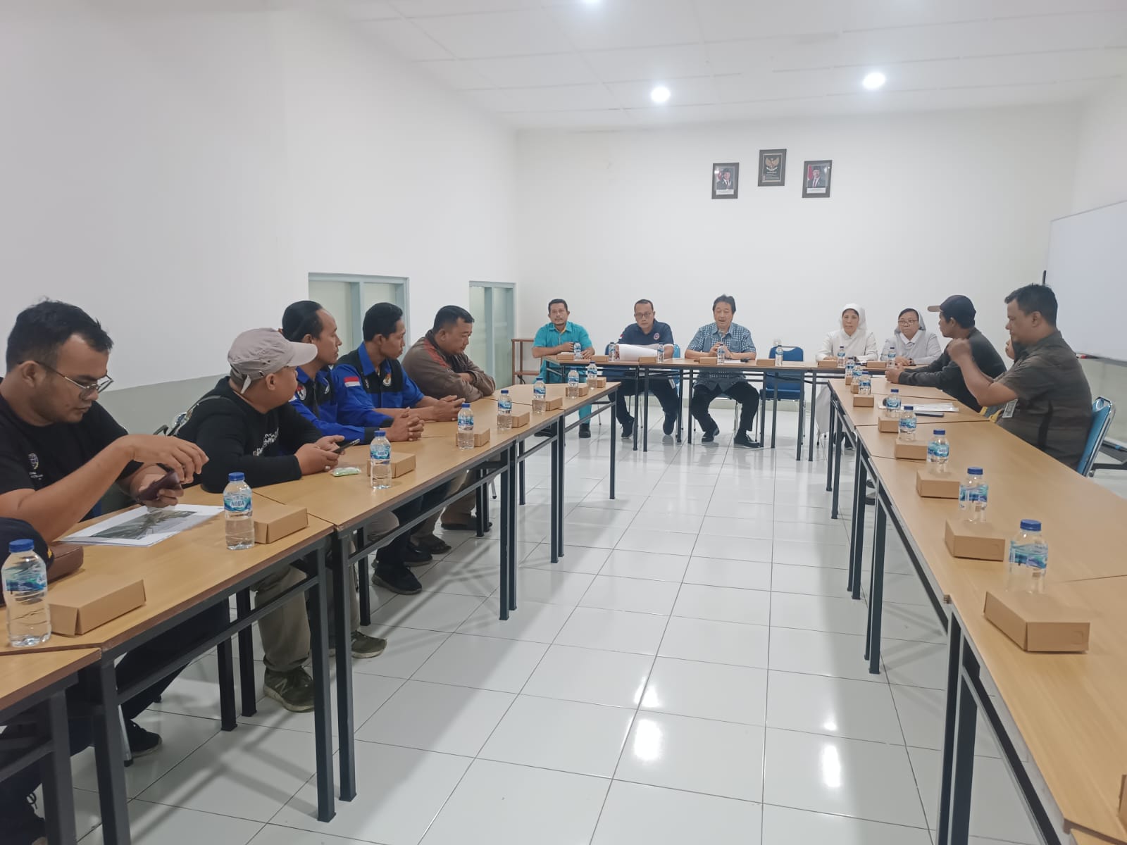 Isu Sterilisasi Jalan Barito, Juru Parkir Mengandeng LSM Robin Hood 23 Geruduk RSU Budi Rahayu Pekalongan