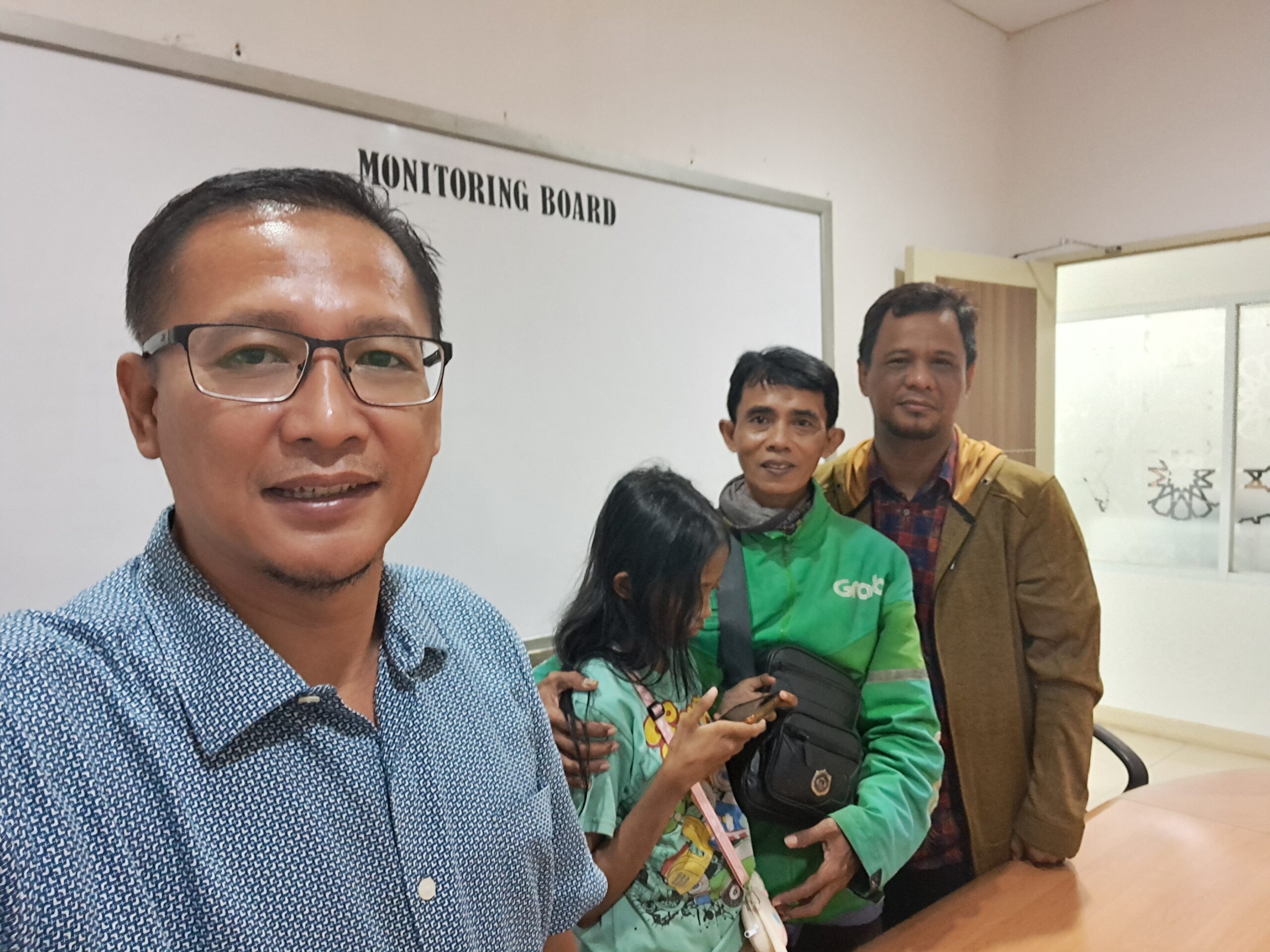 Didampangi LBH Adhiyaksa, Pengemudi Ojek Online Dapatkan Kembali Rumah Yang Akan Disita Bank
