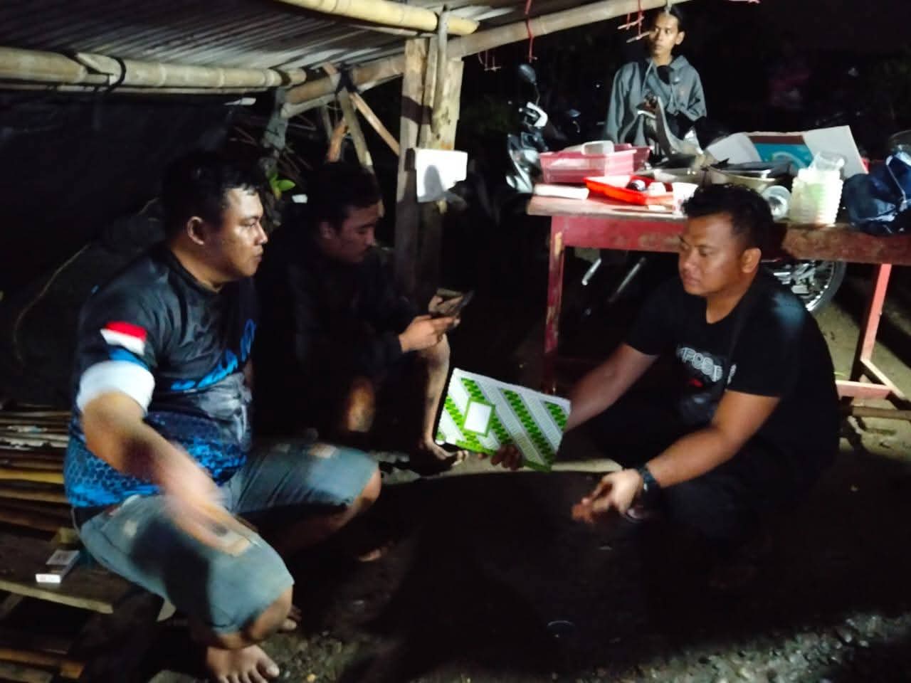 Diduga Pemancing Hilang Usai Perahu Terbalik di Muara Sungai Kalikangkung Pekalongan