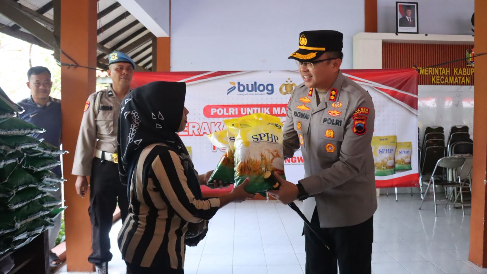 Polres Pekalongan Gandeng Bulog, Menggelar Bazar Murah Sampai 20 Agustus 2025