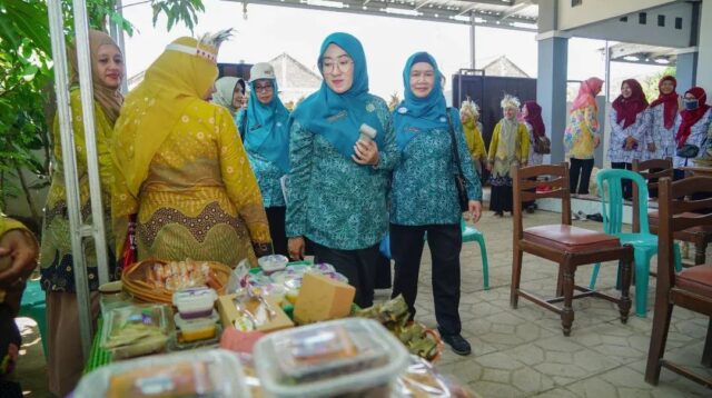 Bunda PKK Pekalongan Dampingi Penilaian Lomba “Aku Hatinya PKK” di Kelurahan Gamer