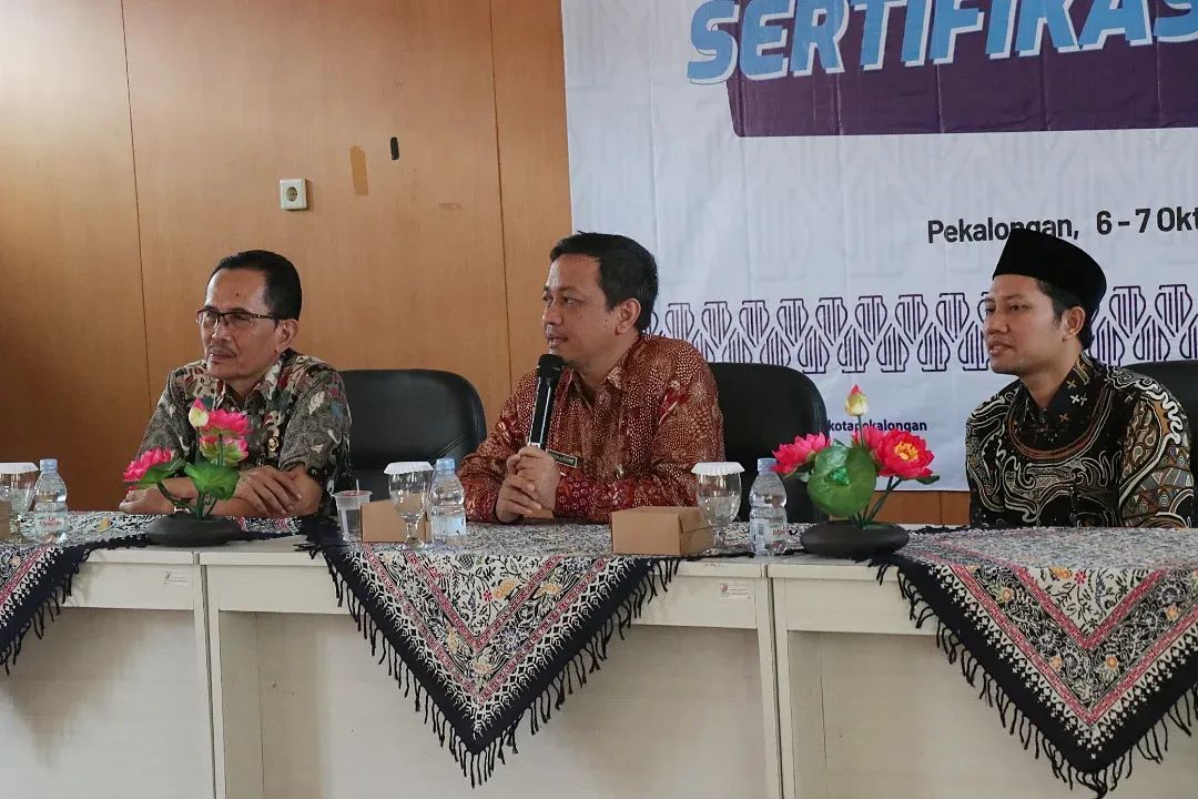 Wali Kota Pekalongan Dorong UMKM Segera Urus Sertifikasi Halal