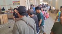 Pemkot Pekalongan Tertibkan Aktivitas Perdagangan di Pasar Banjarsari Secara Humanis