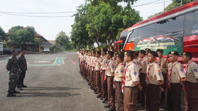SMK N 1 Kandeman Kirim 50 Siswa Ikuti Pelatihan Kadet di Rindam Diponegoro