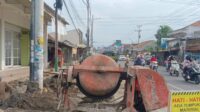 Proyek Drainase di Kedungwuni Pekalongan Disorot karena Tanpa Papan Informasi Proyek Drainase di Kedungwuni Pekalongan Disorot karena Tanpa Papan Informasi