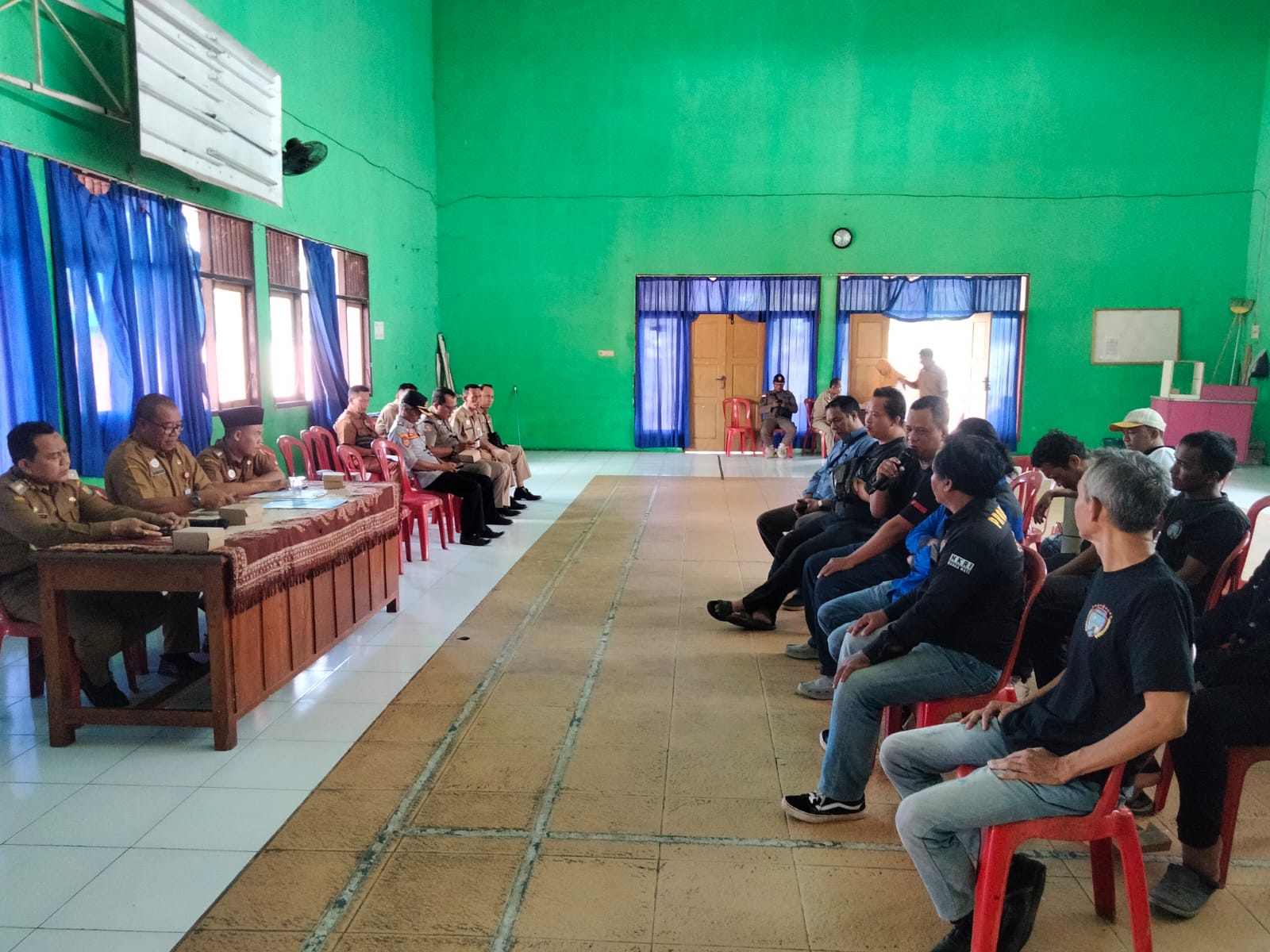 Robby Akhirnya Dapat Listrik, Warga Soroti Layanan Publik di Pringrejo