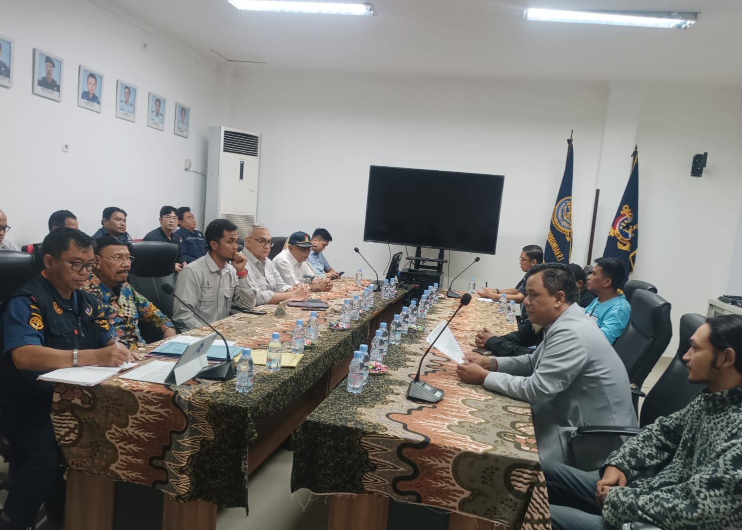 PT GBS Soroti Legalitas Pengisian Air di Pelabuhan Batang